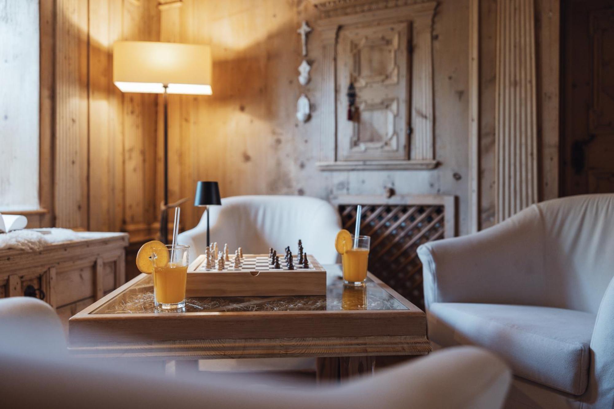Hotel Garni Laurino Cavalese Εξωτερικό φωτογραφία